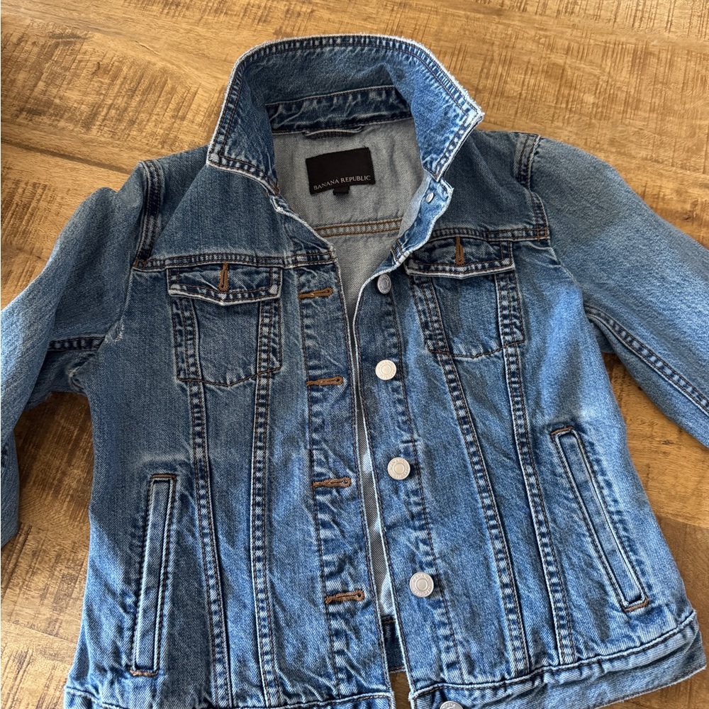 Vintage Banana Republic Denim Jacket with Button Closure